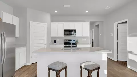Kitchen - 19829 Butchart Rd, Silverhill, AL 36576 photo 3 of 7