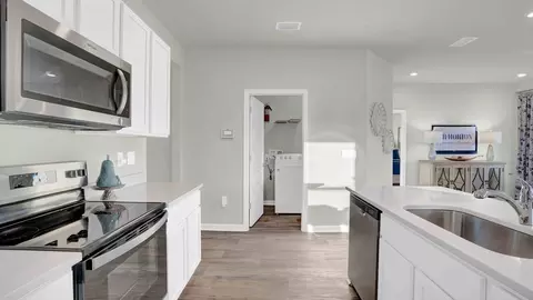 Kitchen - 19829 Butchart Rd, Silverhill, AL 36576 photo 5 of 7