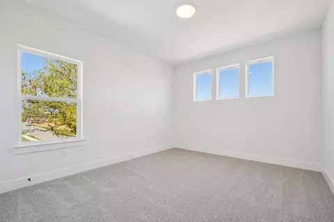Bedroom - 122 Alvin Dr, Buda, TX 78610 photo 4 of 21