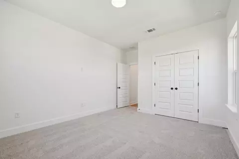Bedroom - 122 Alvin Dr, Buda, TX 78610 photo 3 of 21