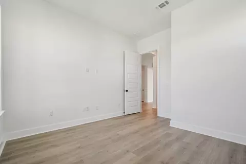 Bedroom - 122 Alvin Dr, Buda, TX 78610 photo 15 of 21