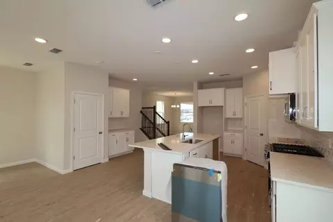 Kitchen - 1306 Twelve Oaks Rd, Saint Cloud, FL 34771 photo 5 of 5