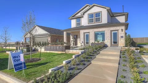 213 Iron Mountain Cv, San Marcos, TX 78666