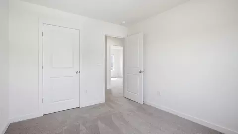 Bedroom - 1002 Persimmon Holw, Greeneville, TN 37745 photo 5 of 17