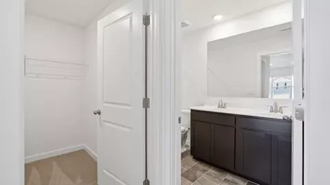 Entry Way - 1002 Persimmon Holw, Greeneville, TN 37745 photo 5 of 7