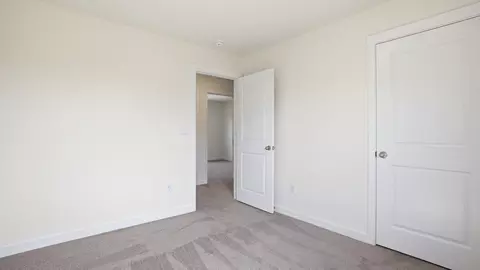 Bedroom - 1002 Persimmon Holw, Greeneville, TN 37745 photo 11 of 17