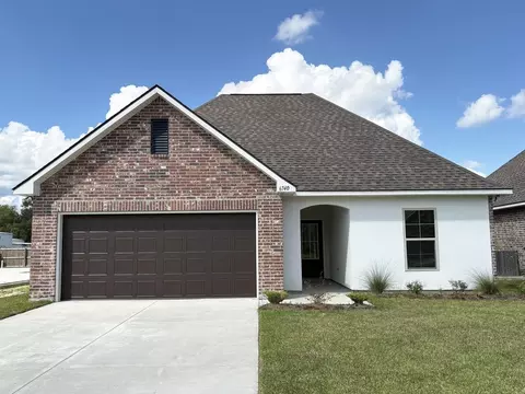 6740 Arbor Way, Orange, TX 77630