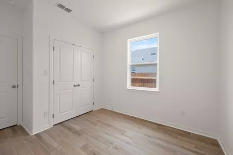 Bedroom - 5309 Moses Loop, Laredo, TX 78046 photo 3 of 8