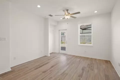 Living - 5309 Moses Loop, Laredo, TX 78046 photo 3 of 5