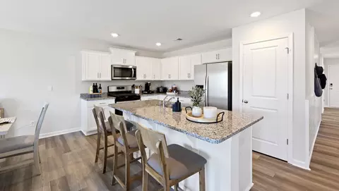 Kitchen - 309 Oak Ridge Rd, Clinton, SC 29325 photo 6 of 11