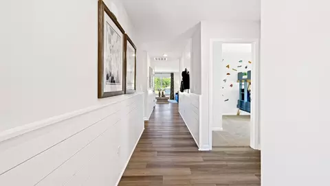Entry Way - 309 Oak Ridge Rd, Clinton, SC 29325 photo 2 of 6