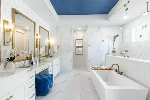 Bath - 2113 Tupelo Trl, Argyle, TX 76226 photo 1 of 7