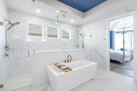 Bath - 2113 Tupelo Trl, Argyle, TX 76226 photo 5 of 7