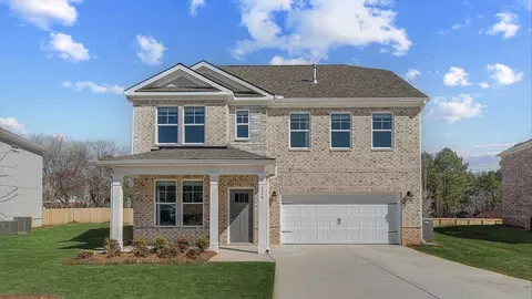 Exterior - 200 Chiswick Loop, Stockbridge, GA 30281 photo 1 of 11