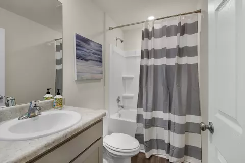 Bath - 3537 Bay Magnolia Way, Pace, FL 32571 photo 2 of 2