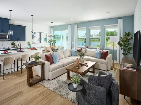 Living - 136 Foresthaven St, Ormond Beach, FL 32174 photo 2 of 2