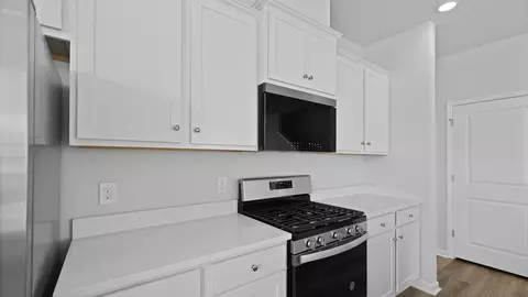 Kitchen - 314 Sweetspire St, Moncks Corner, SC 29461 photo 2 of 9