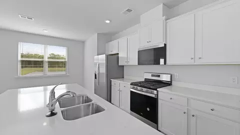 Kitchen - 314 Sweetspire St, Moncks Corner, SC 29461 photo 5 of 9