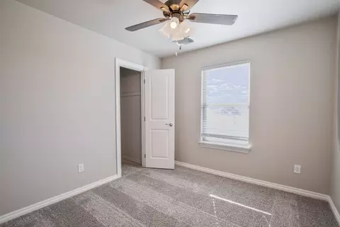 Bedroom - 2800 Heather Hvn, Moore, OK 73160 photo 12 of 15