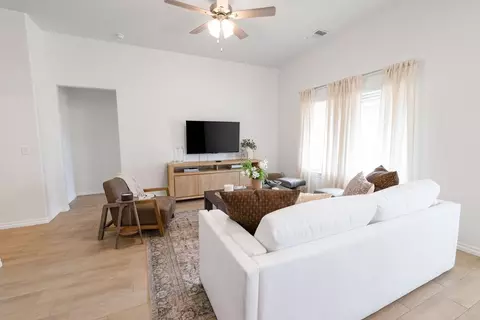 Living - 2800 Heather Hvn, Moore, OK 73160 photo 2 of 10