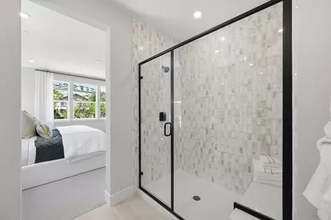 Bath - 4014 Cascade Way, San Ramon, CA 94583 photo 5 of 6