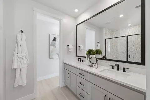 Bath - 4014 Cascade Way, San Ramon, CA 94583 photo 4 of 6