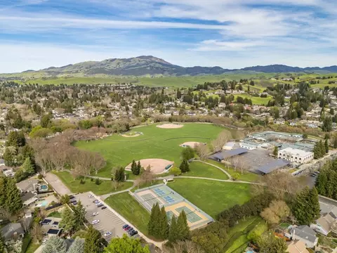 View/Area - 4014 Cascade Way, San Ramon, CA 94583 photo 3 of 4