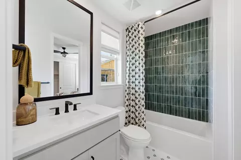 Bath - 4014 Cascade Way, San Ramon, CA 94583 photo 3 of 6