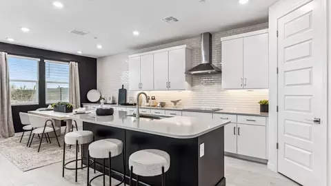 Kitchen - 9736 S 11th St, Phoenix, AZ 85042 photo 1 of 5