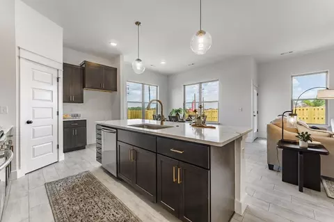 Kitchen - 5580 Clear Spgs, Springdale, AR 72762 photo 2 of 8