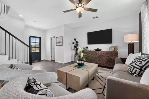 Living - 960 Cherrystone Loop, Buda, TX 78610 photo 3 of 4