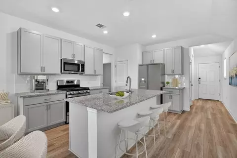Kitchen - 960 Cherrystone Loop, Buda, TX 78610 photo 1 of 2