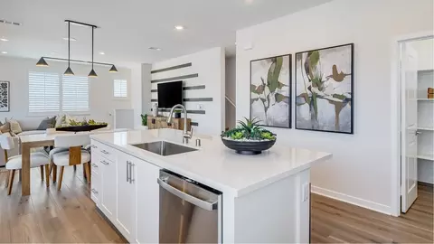 Kitchen - 2570 E Hyde Pasek, Ontario, CA 91762 photo 4 of 8