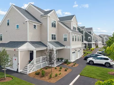 643 Church St, Raynham, MA 02767