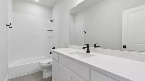 Bath - 921 Partridge Rd, Prosper, TX 75078 photo 5 of 5