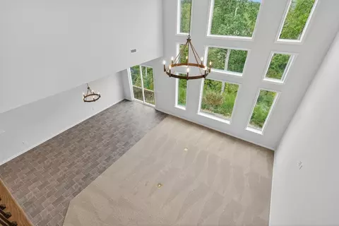 Living - 151 Thompson Rd, Kennett Square, PA 19348 photo 16 of 43
