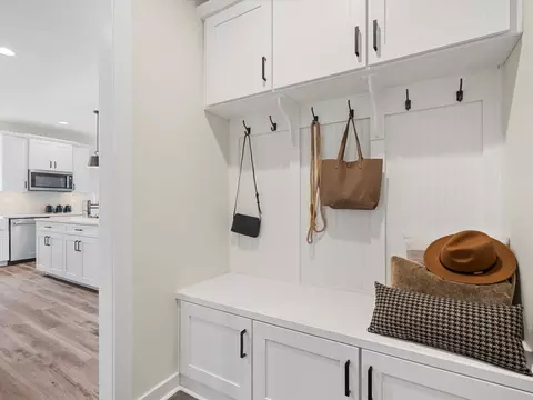 Entry Way - 151 Thompson Rd, Kennett Square, PA 19348 photo 13 of 13