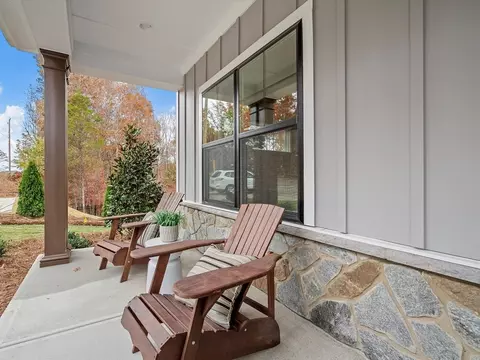 Exterior - 151 Thompson Rd, Kennett Square, PA 19348 photo 7 of 52