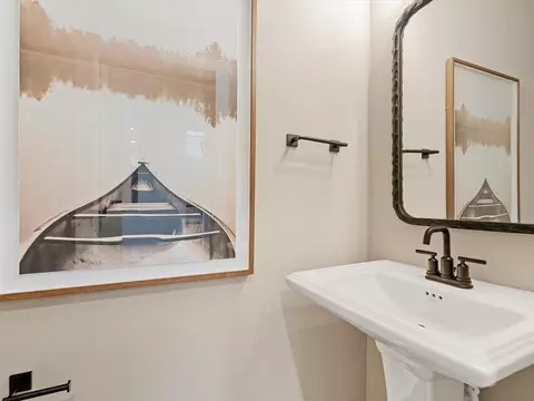 Bath - 151 Thompson Rd, Kennett Square, PA 19348 photo 9 of 15