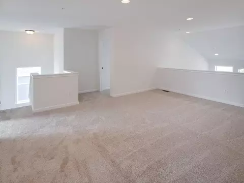 Living - 151 Thompson Rd, Kennett Square, PA 19348 photo 38 of 43