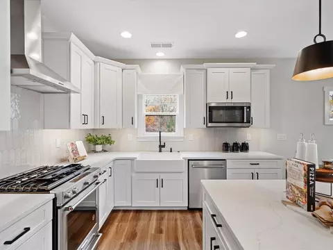Kitchen - 151 Thompson Rd, Kennett Square, PA 19348 photo 6 of 53