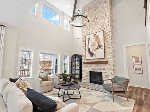Living - 151 Thompson Rd, Kennett Square, PA 19348 photo 28 of 43
