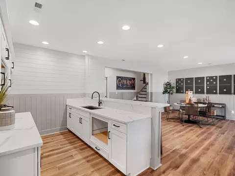 Kitchen - 151 Thompson Rd, Kennett Square, PA 19348 photo 42 of 53