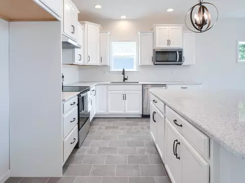 Kitchen - 151 Thompson Rd, Kennett Square, PA 19348 photo 37 of 53