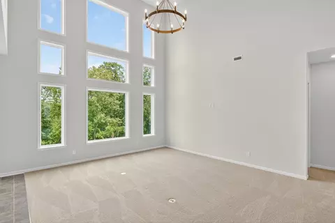 Living - 151 Thompson Rd, Kennett Square, PA 19348 photo 15 of 43