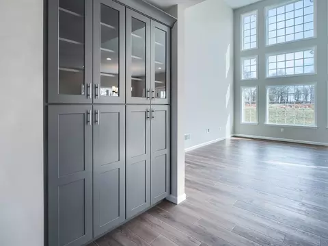 Entry Way - 151 Thompson Rd, Kennett Square, PA 19348 photo 5 of 13