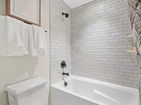 Bath - 151 Thompson Rd, Kennett Square, PA 19348 photo 8 of 15