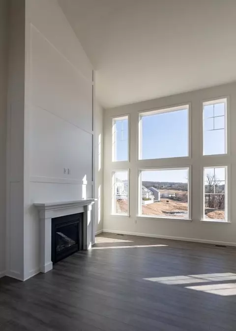 Living - 151 Thompson Rd, Kennett Square, PA 19348 photo 18 of 43