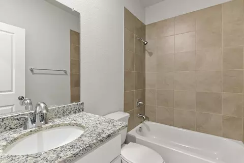 Bath - 117 Irelyn Dr, Cleburne, TX 76031 photo 1 of 5