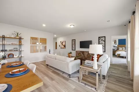 Living - 117 Irelyn Dr, Cleburne, TX 76031 photo 6 of 6